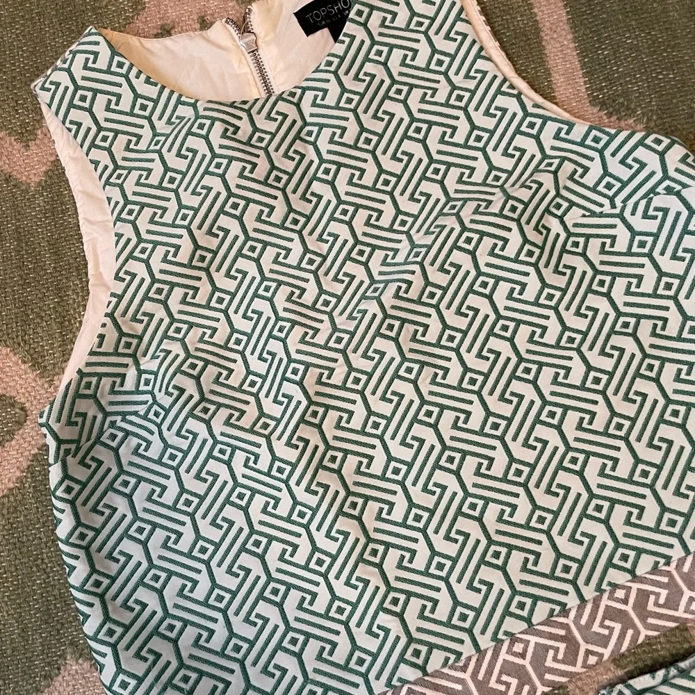 Topshop Green and White Skirt Set - Picture 2 of 4